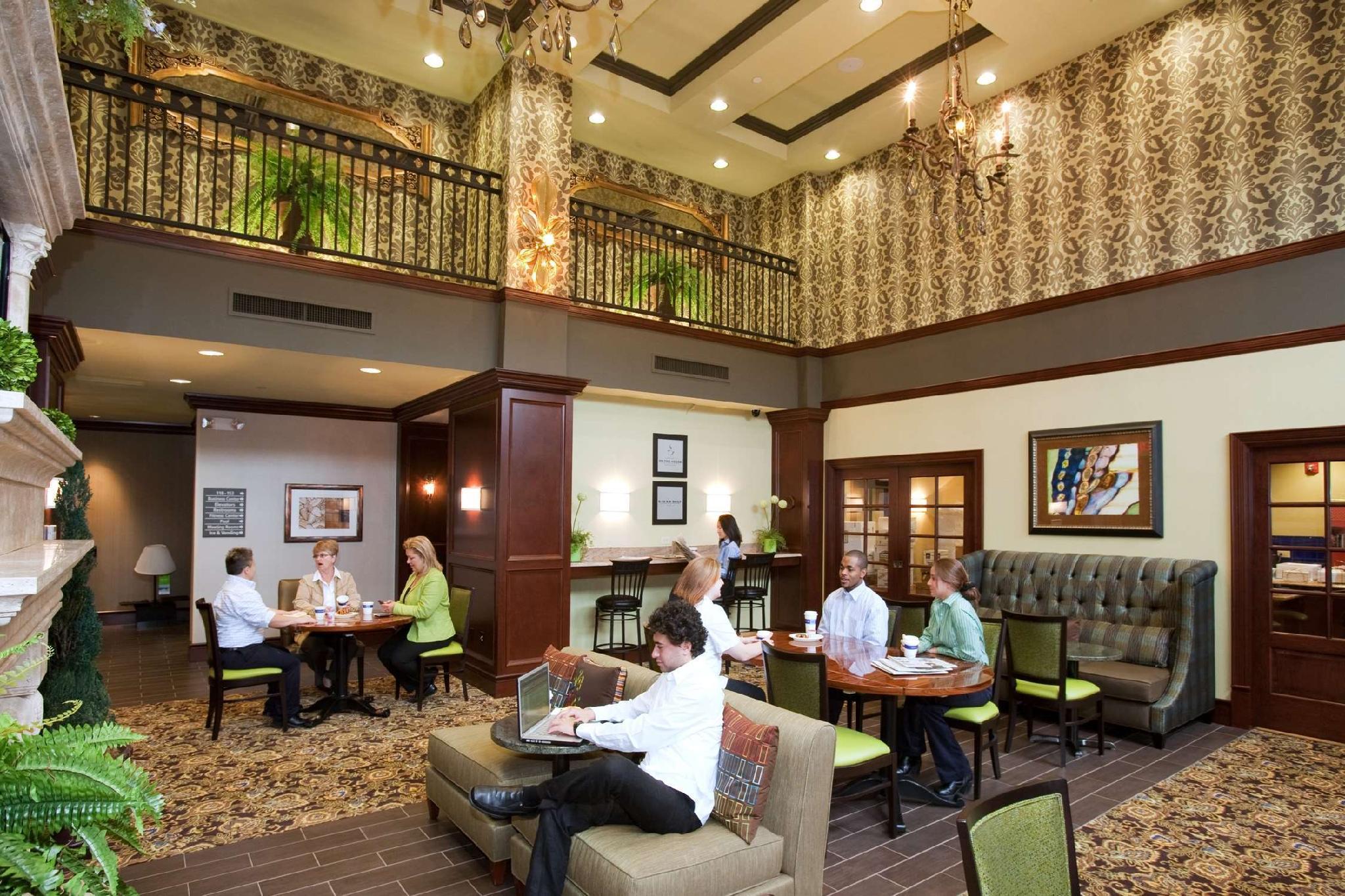 Hampton And Hartford/farmington Hotel